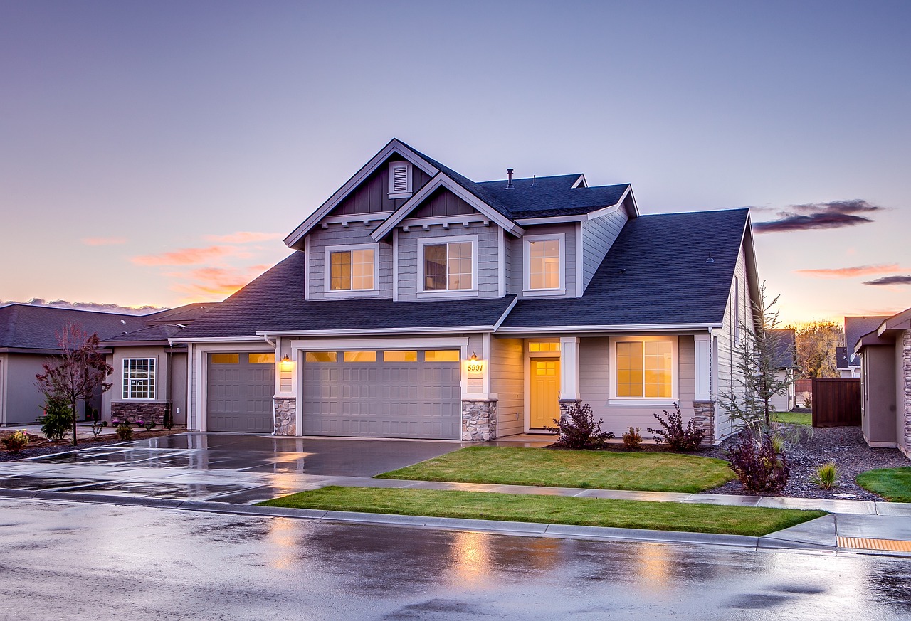 découvrez nos services de gestion immobilière professionnels pour optimiser la valeur et la rentabilité de vos biens.